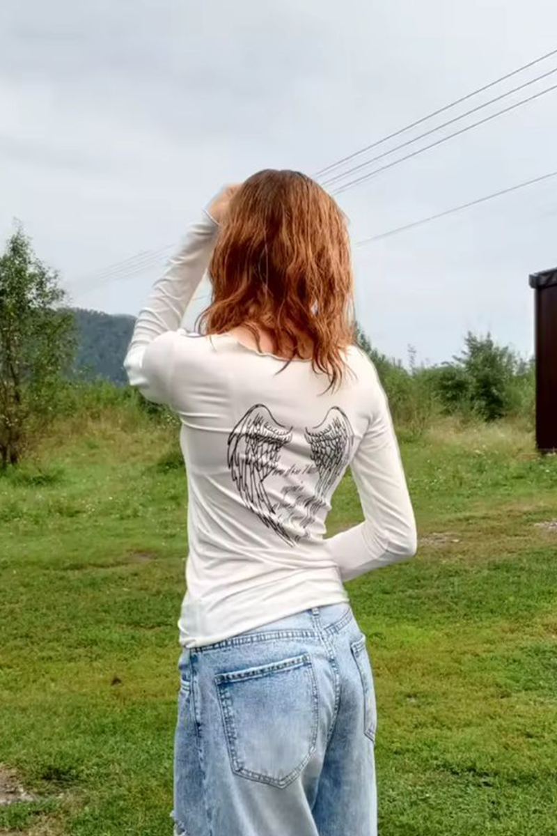 Beyaz Gotik Sırt Baskılı Wing Geniş Yaka Y2K Uzun Kollu Crop