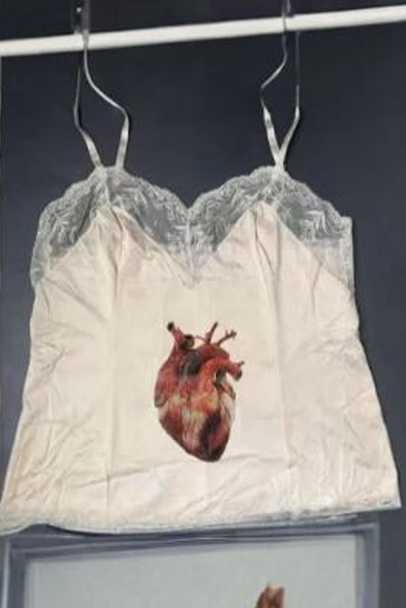 Beyaz Realistic Heart Dantel Gotik Y2K Askılı Crop