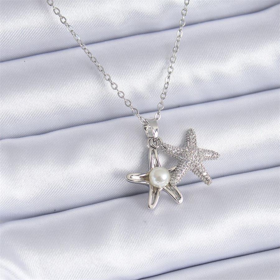 Deniz Yıldızına Gizlenmiş İnci Silver Zincirli Kolye 