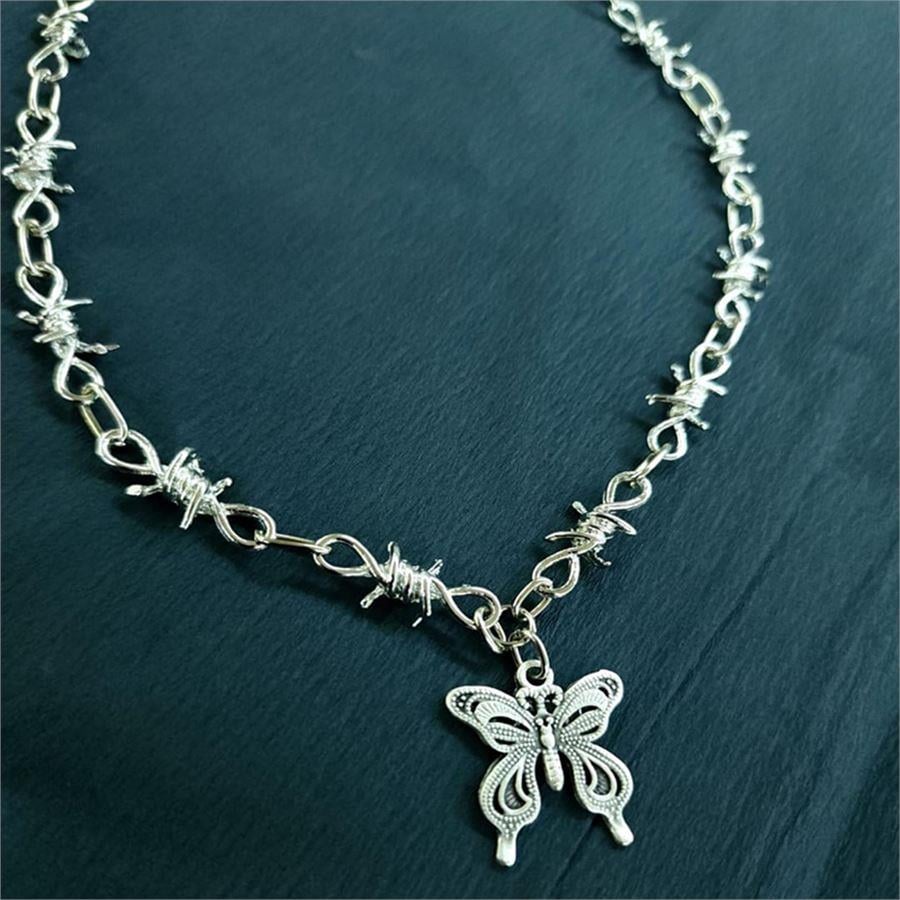 Dikenli Kelebek Silver Zincirli Kolye