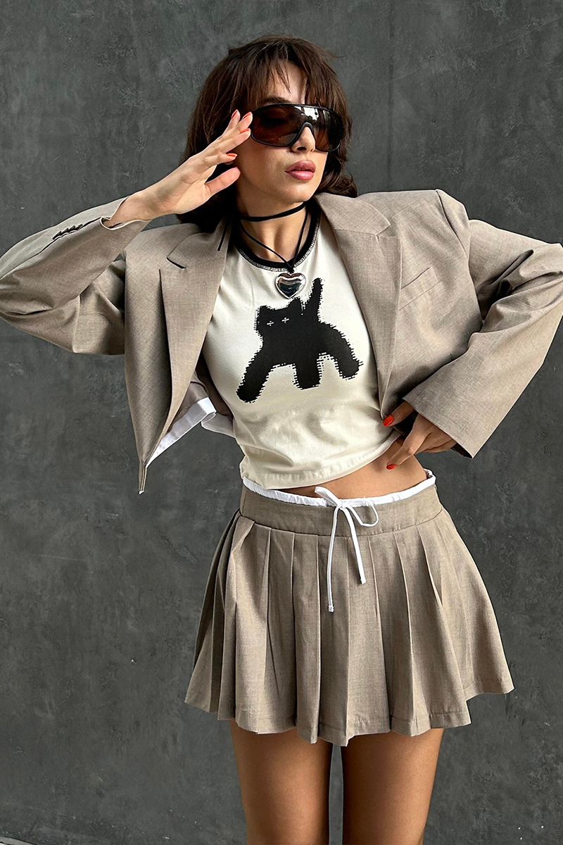 Ekru Black Cat Y2K Kısa Kollu Crop 