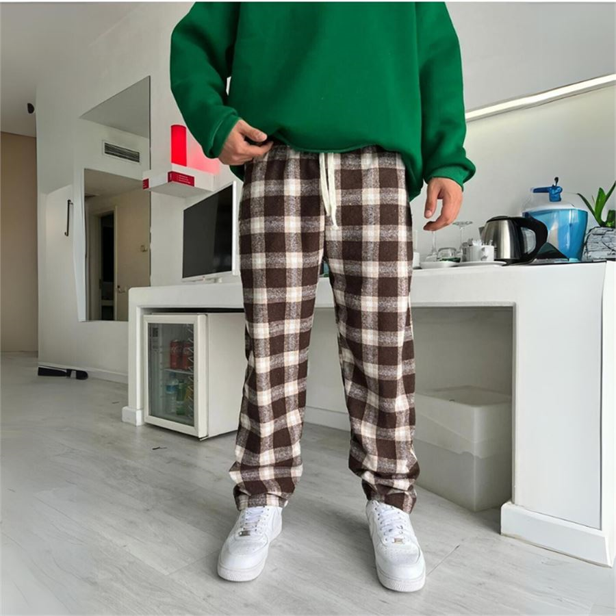 Kahverengi Üzerine Bej Ekoseli Rahat Kalın Oduncu Kumaş Eşofman