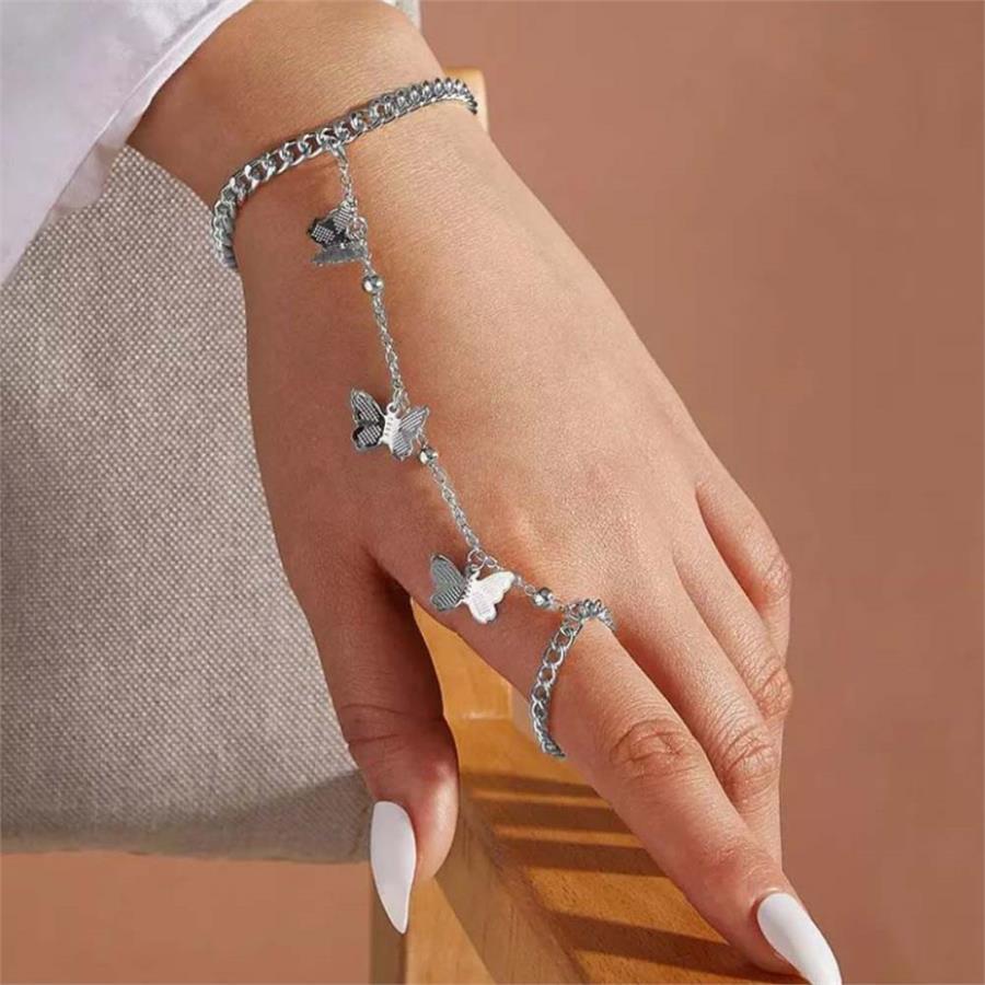 Kelebek Zincirli Bileklikli Tekli Yüzük