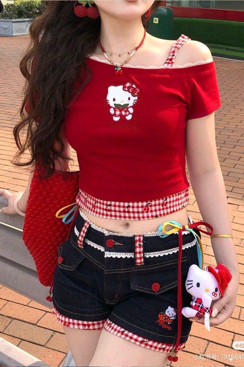 Kırmızı Hello Kitty Sırt Dekolteli Ek Askılı Kısa Kollu Crop