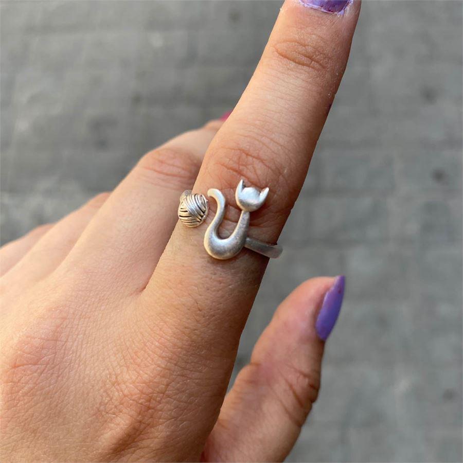 Minimal İp Yumaklı Kedi Yüzük