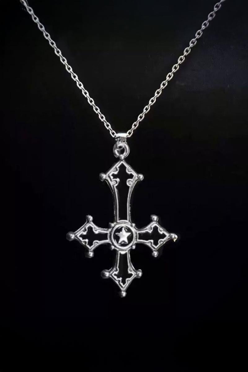 Silver Gotik Yıldız İşlemeli Sateen Siyah Haç Kolye