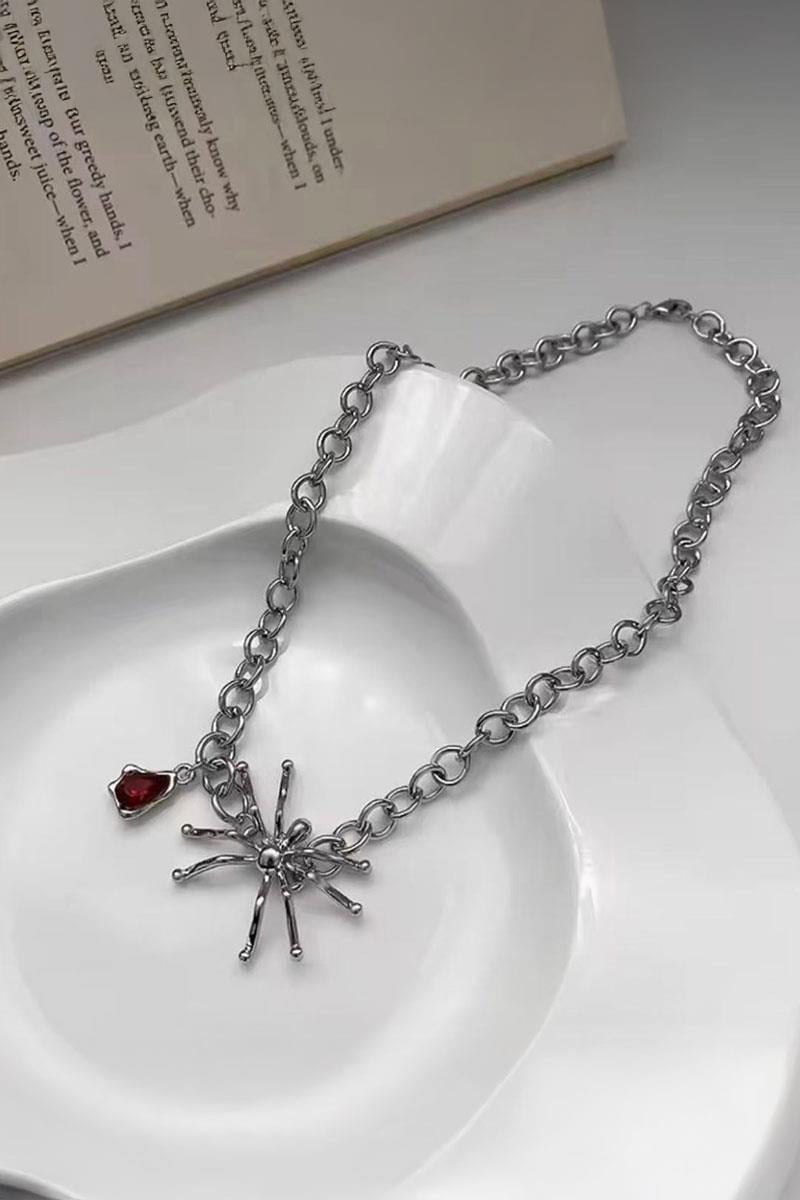 Silver Spider Kırmızı Zirkon Taşlı Gotik Kolye
