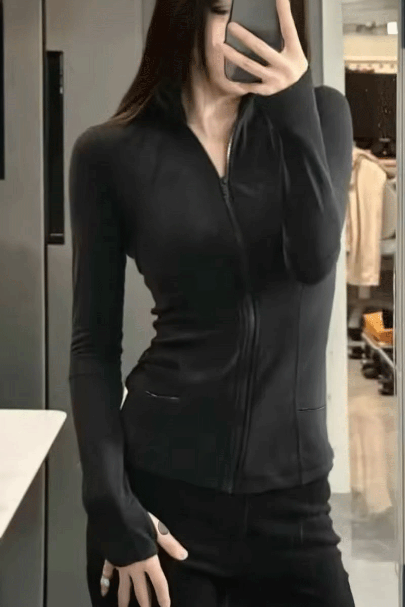 Siyah Cepli Parmak Delikli Street Y2K Crop Hırka