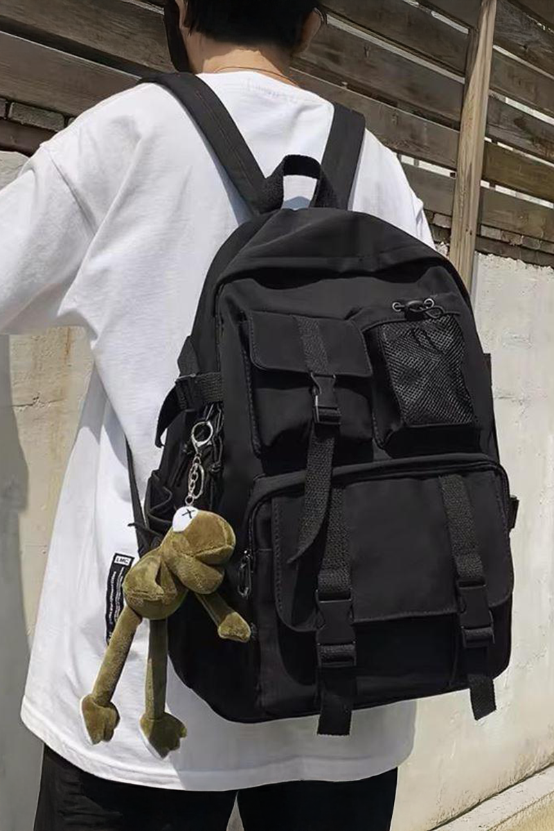 Siyah Çok Bölmeli Kumaş Sırt Çantası