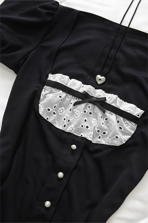 Siyah Coquette Köprü Detaylı Fırfırlı Dantelli Y2K Kısa Kollu Crop