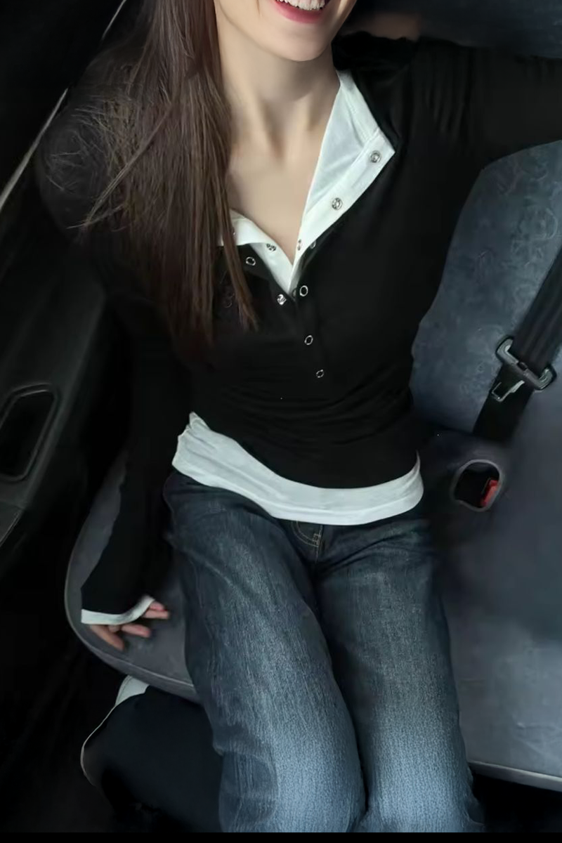 Siyah Düz Ekli Düğmeli Y2K Uzun Kollu Crop 