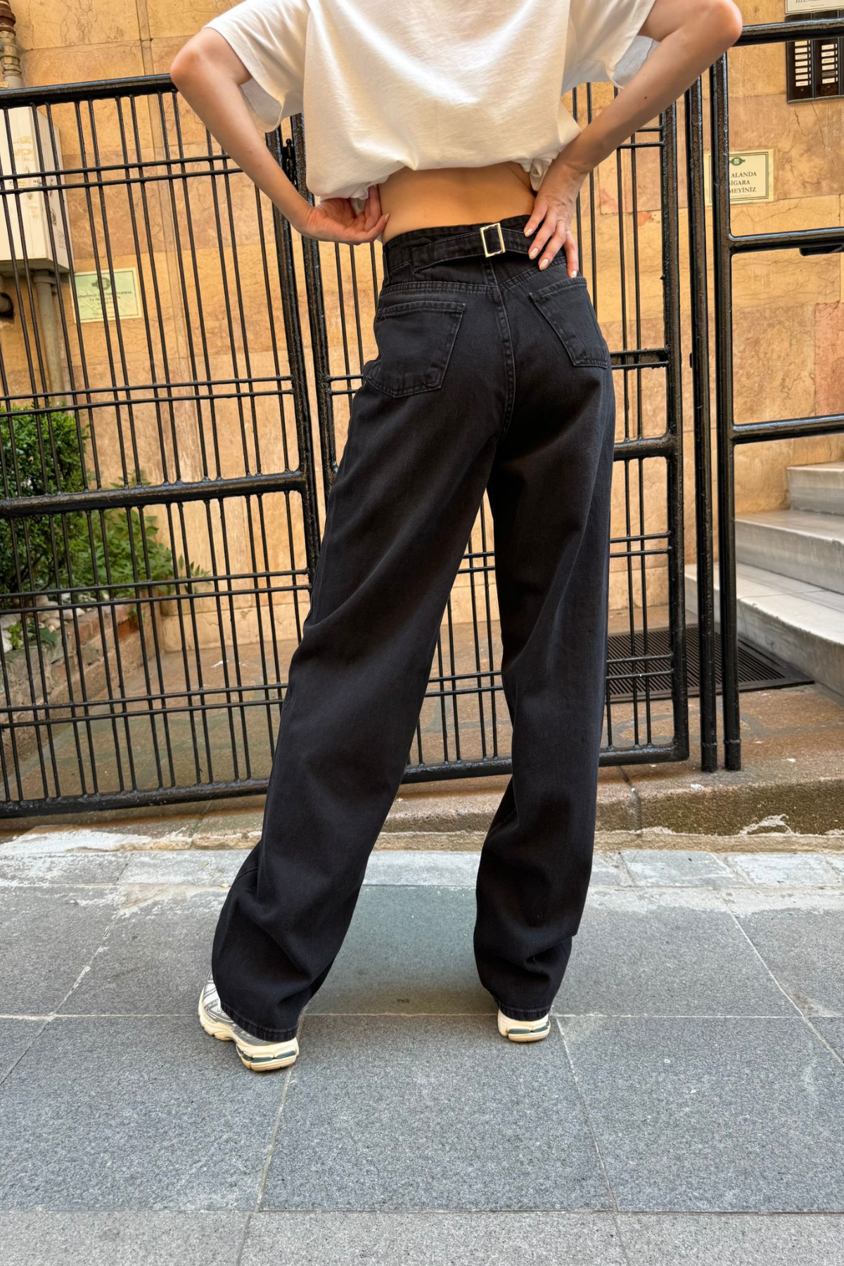 Siyah Jean Tokalı Kot Pantolon