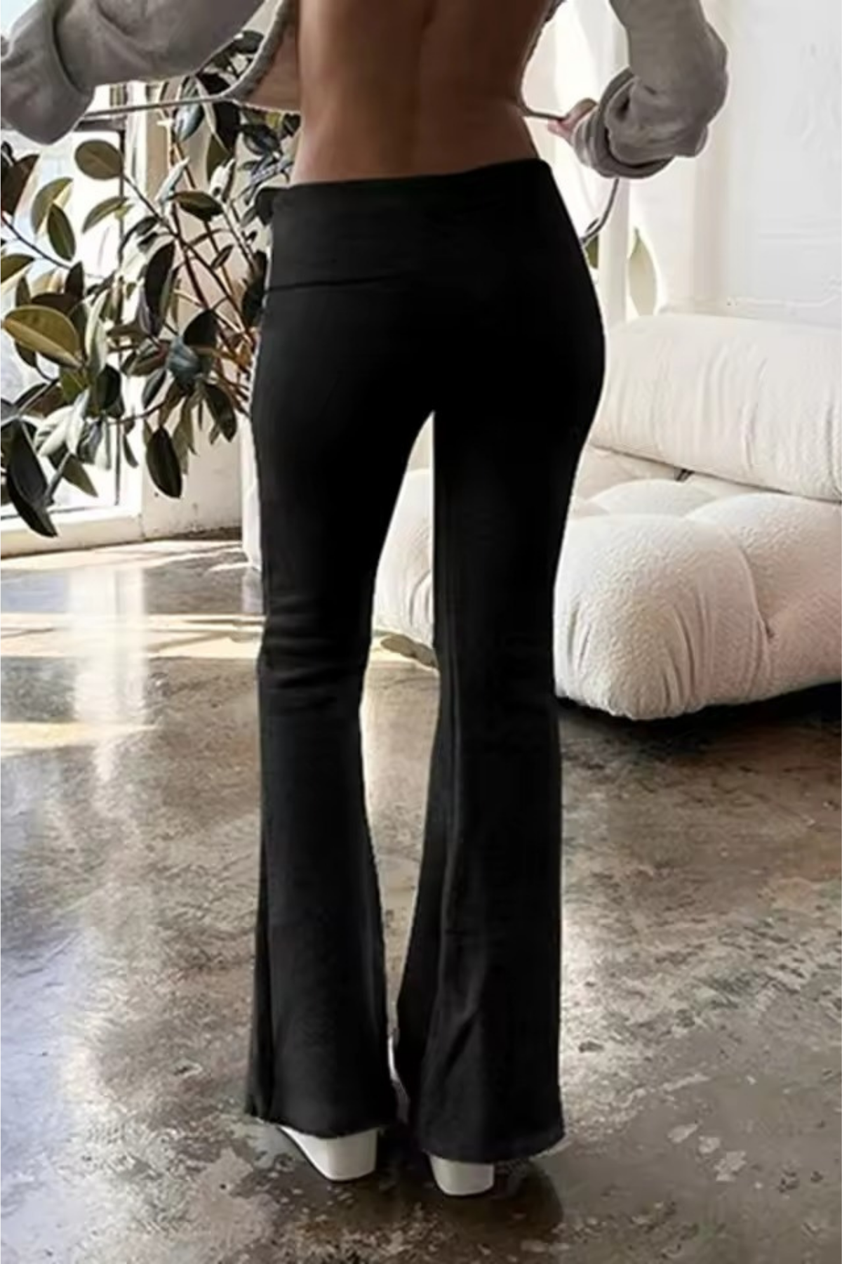 Siyah Slim Fit İspanyol Paça Eşofman