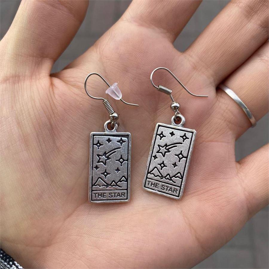 The Star Çerçeve Küpe