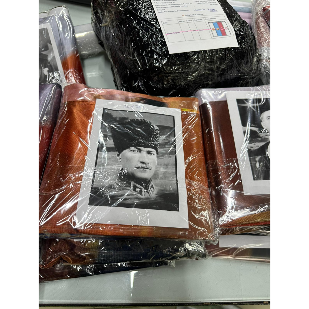 Bastonlu Atatürk Posteri