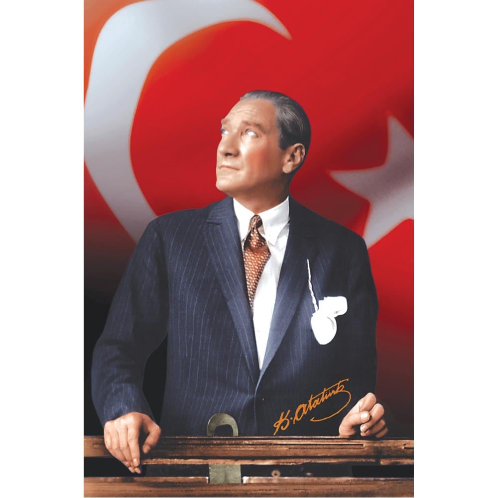 Kürsüde Türk Bayraklı Ataturk Posterli Stor Perde