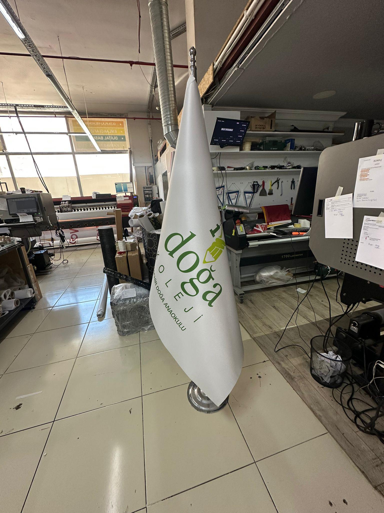 Logolu Makam Bayrağı (Krom Direkli)