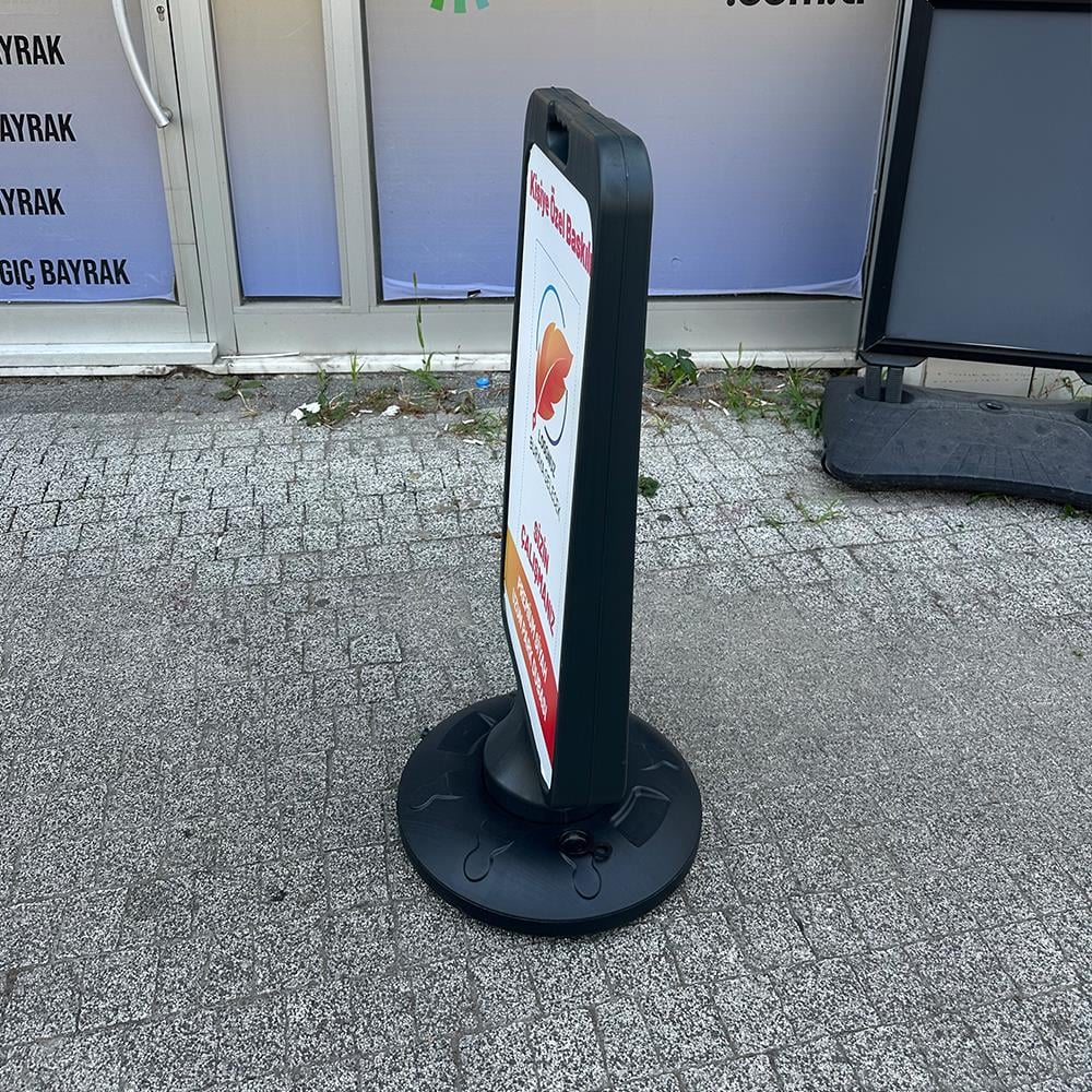 Siyah Uzun Park Dubası