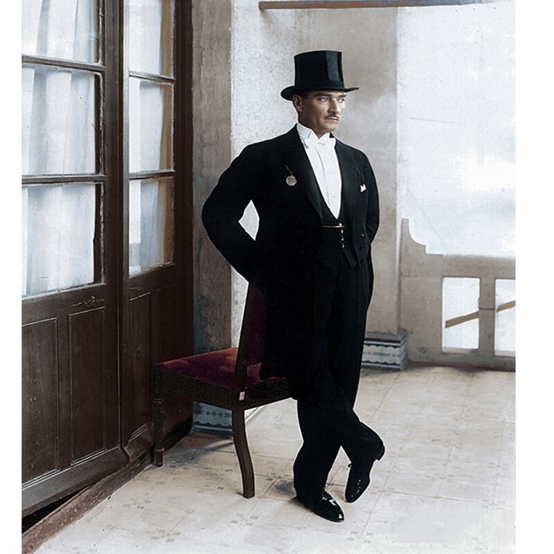 Smokin İle Atatürk Posteri