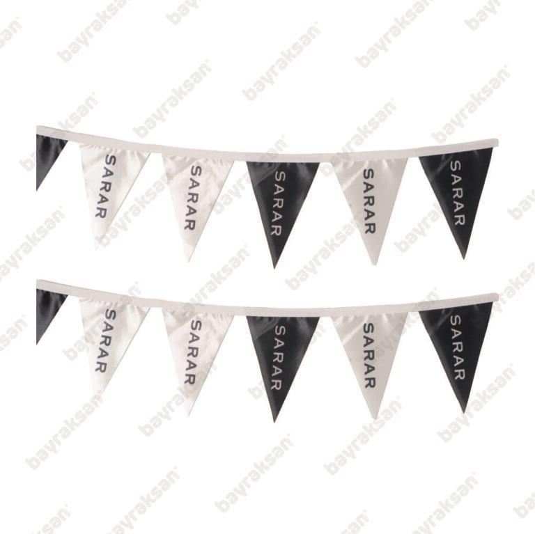 Üçgen Logolu Şerit Bayrak