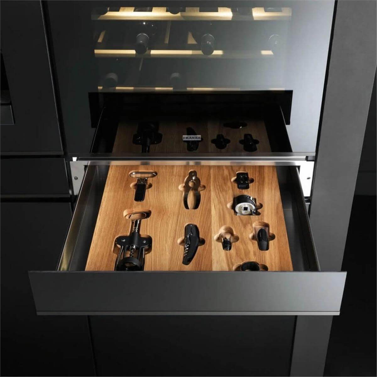 Franke Siyah Mythos FMY 14 WCRD BK Şaraplık Ankastre Aksesuar Çekmecesi (131.0694.161)