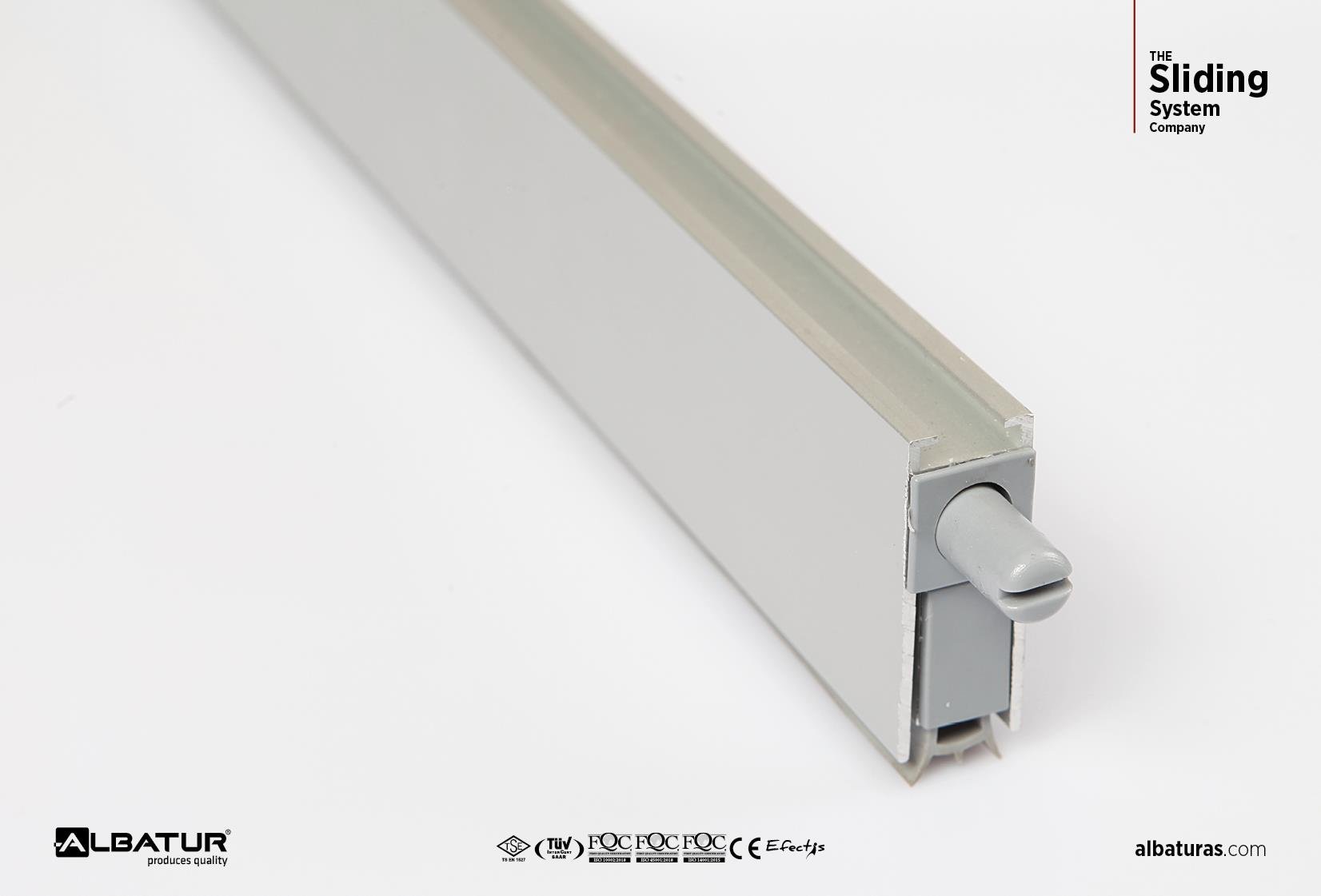 alb-m30-0200-007-c9dcb9.jpg