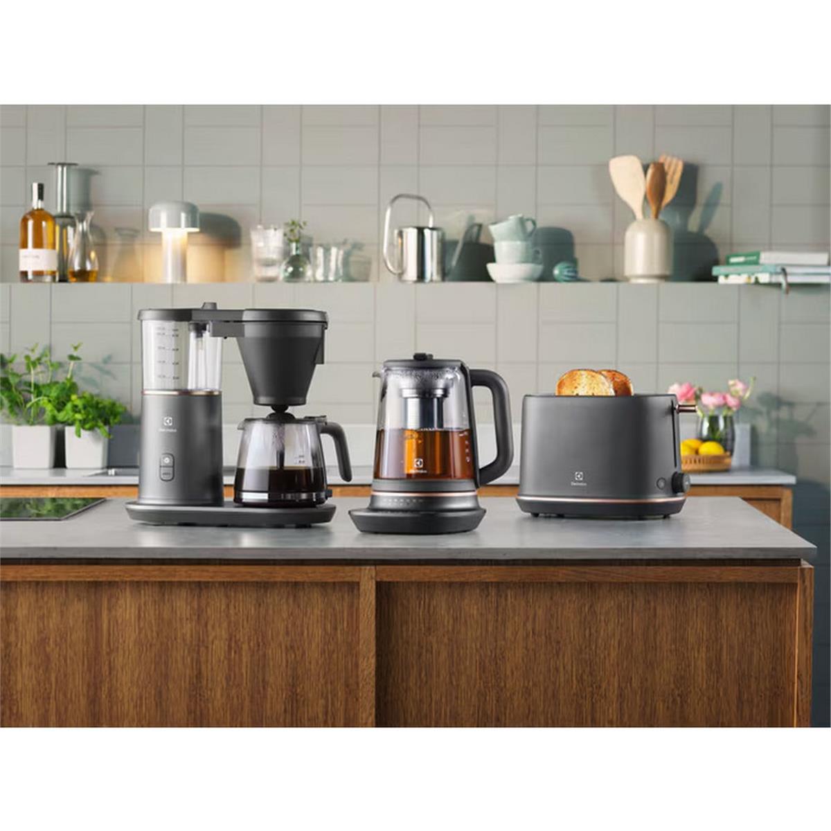 Electrolux Siyah Explore 7 E7T1-6BP Ekmek Kızartma Makinesi (ELX.910003578)