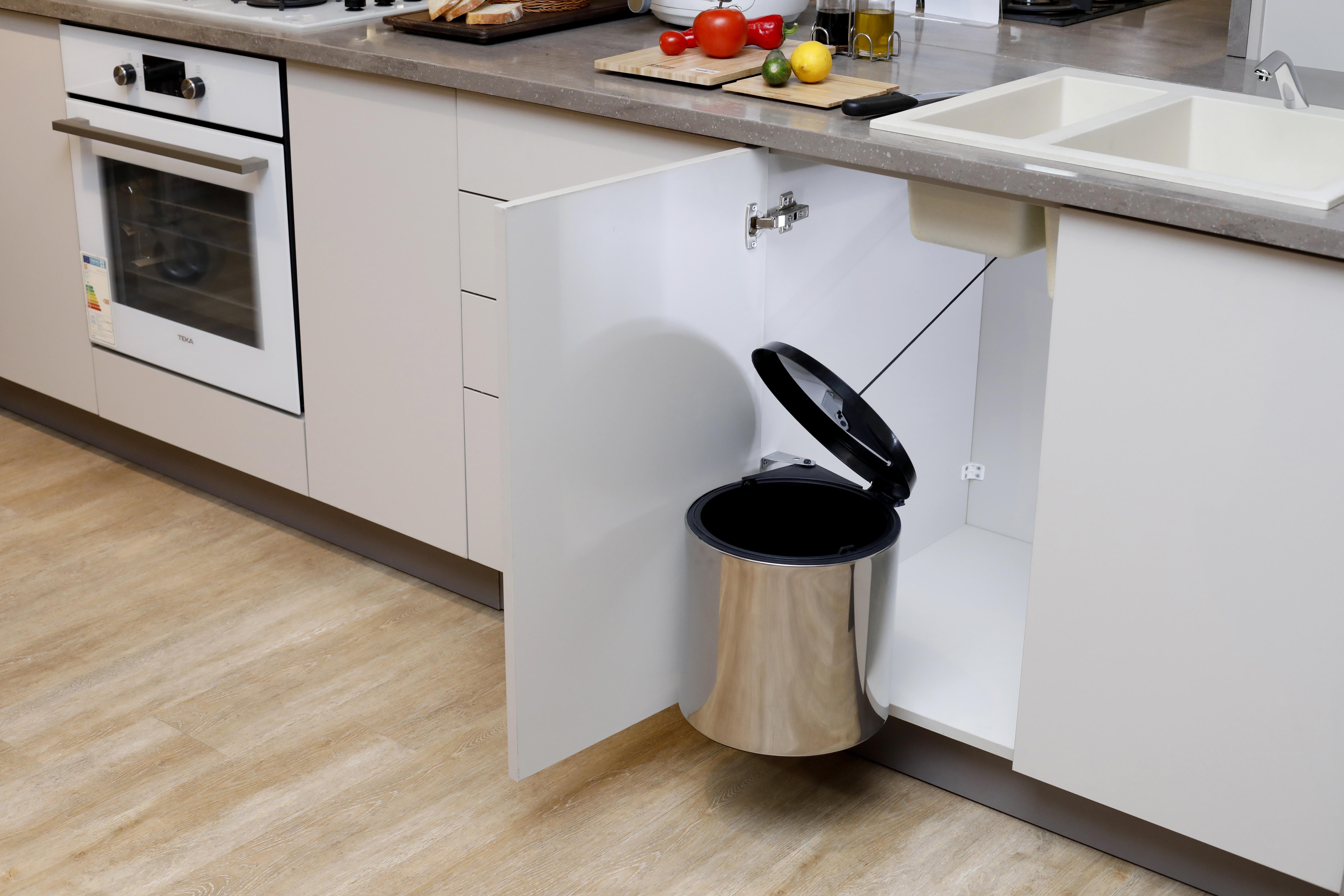 Pyramith Siyah 11 Litre Kapağa Monte Paslanmaz Çöp Kovası (P-9151-S)