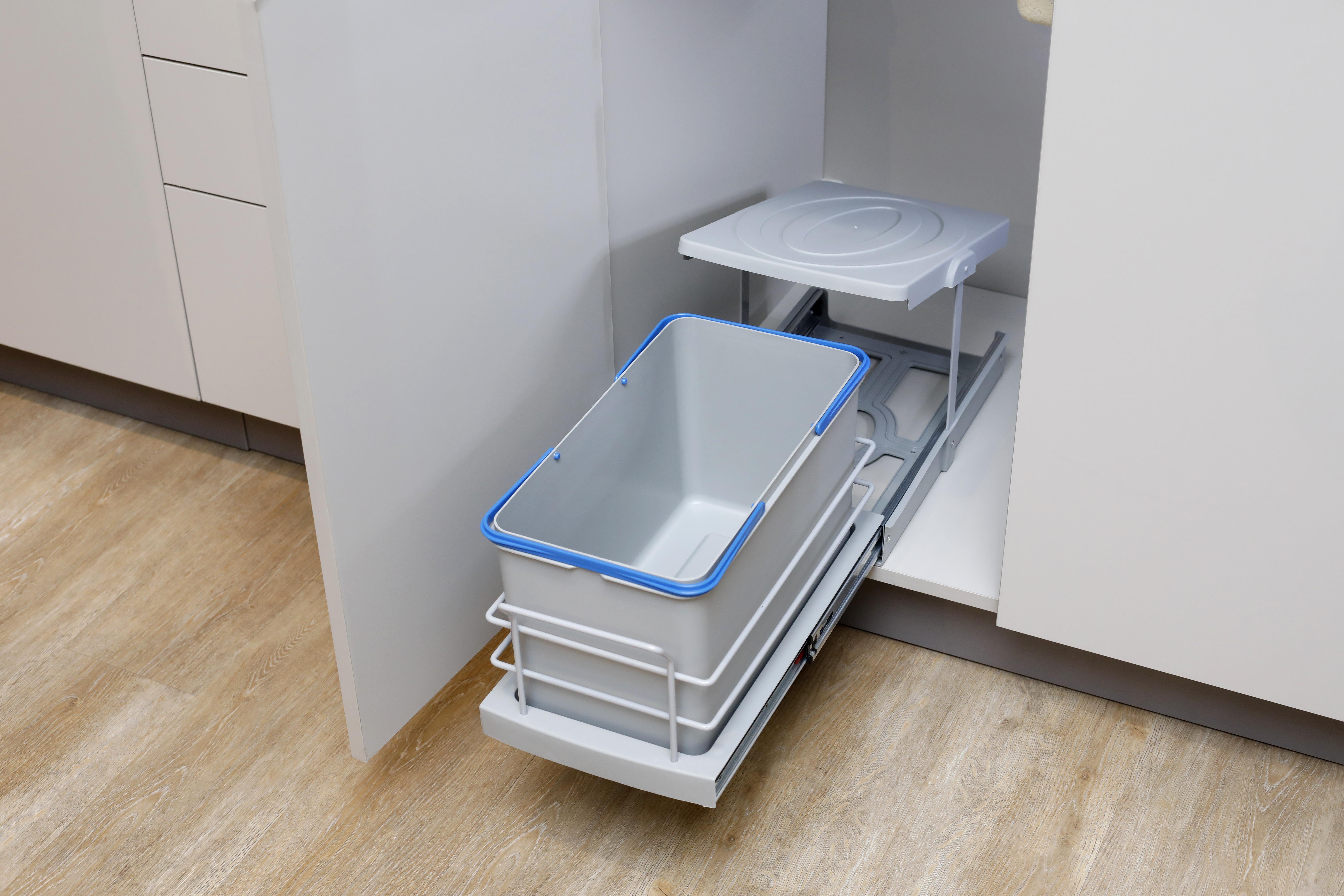 Pyramith Gri 16 Litre Kısa Teleskopik Raylı Çöp Kovası (P-9158)