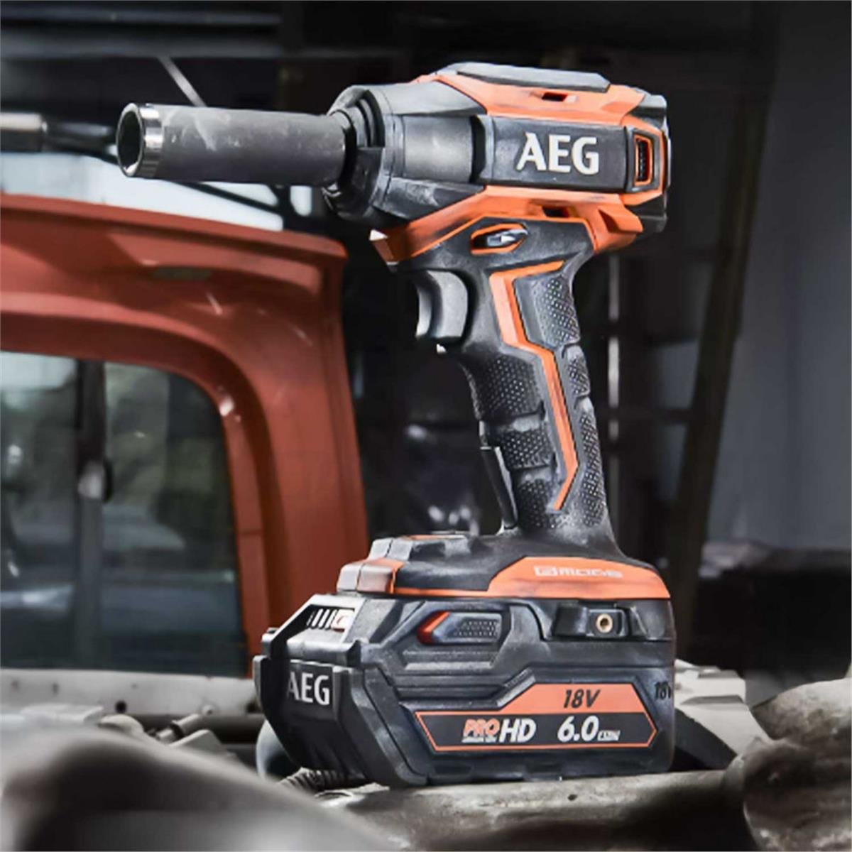 AEG BSS18C3B3-502C Çift Akülü 5 Ah Darbeli Vidalama Makinası (T4937472015)