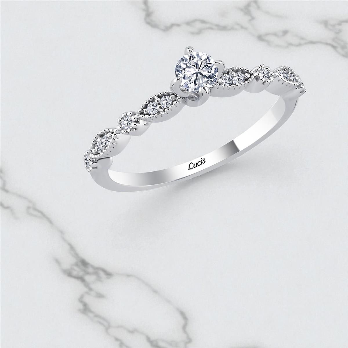 0.31 Karat Pırlanta Tektaş Yüzük V010251