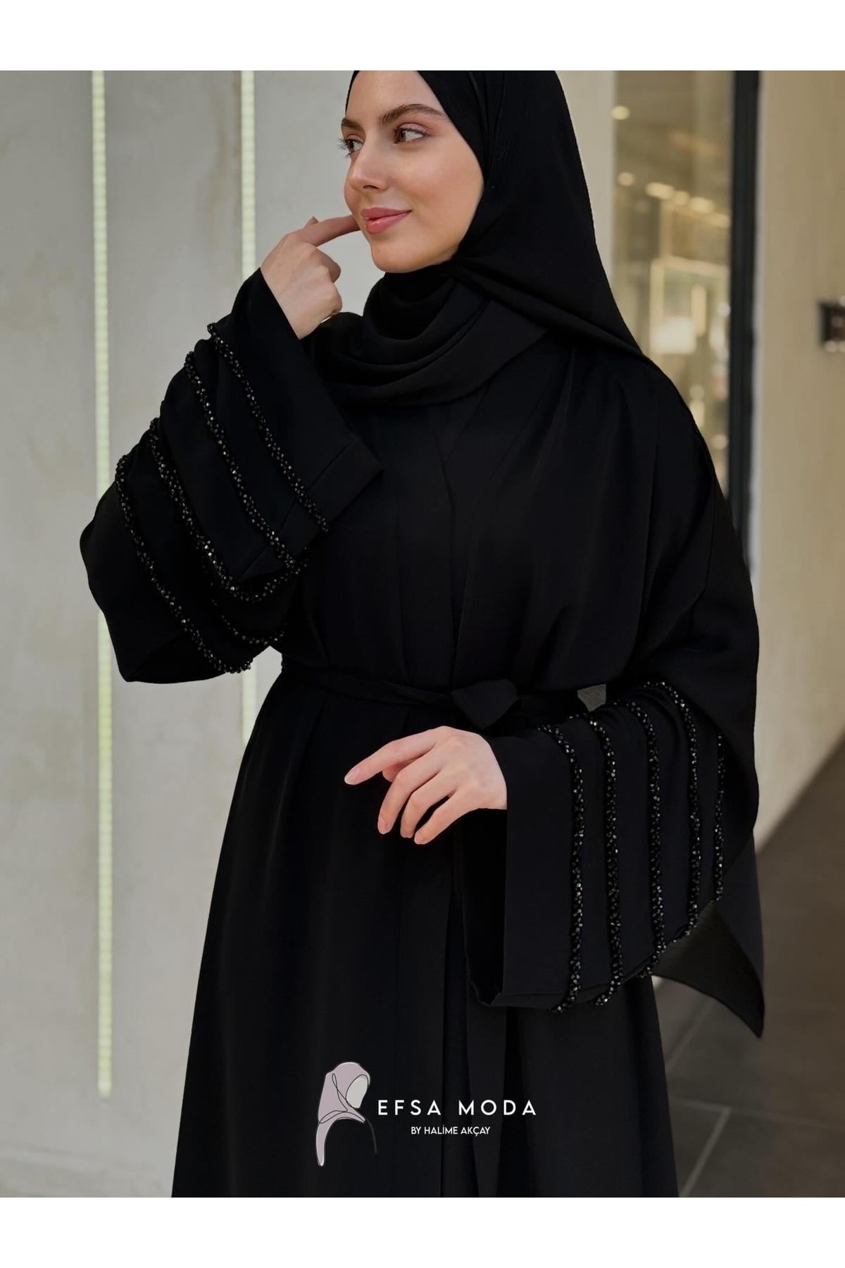 Aura Siyah Abaya