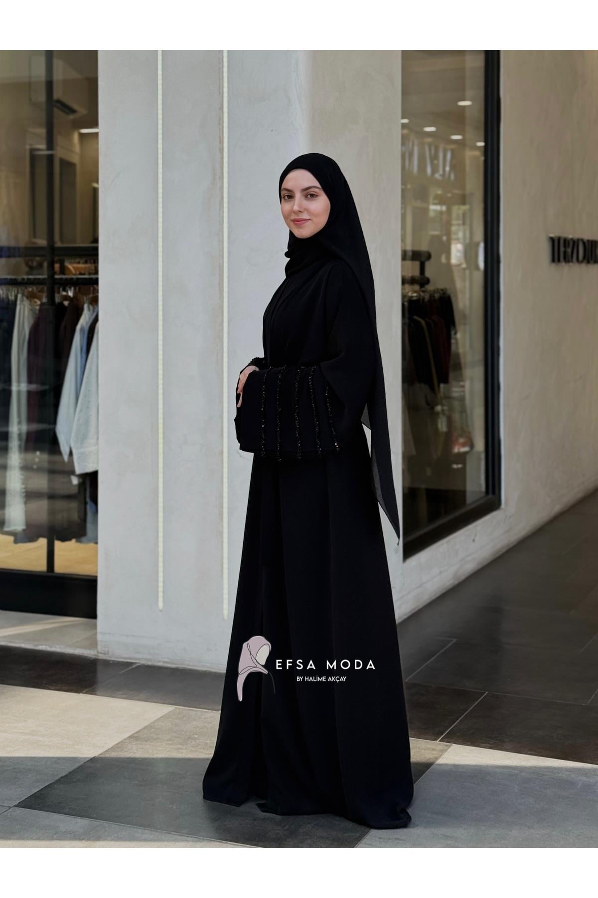 Aura Siyah Abaya