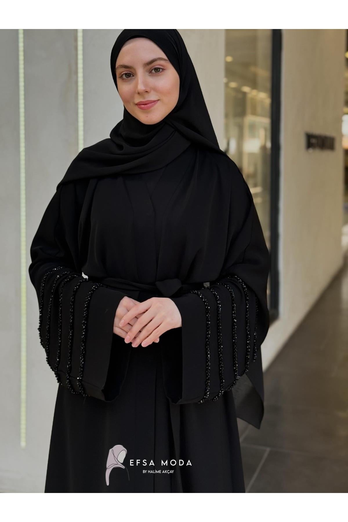 Aura Siyah Abaya