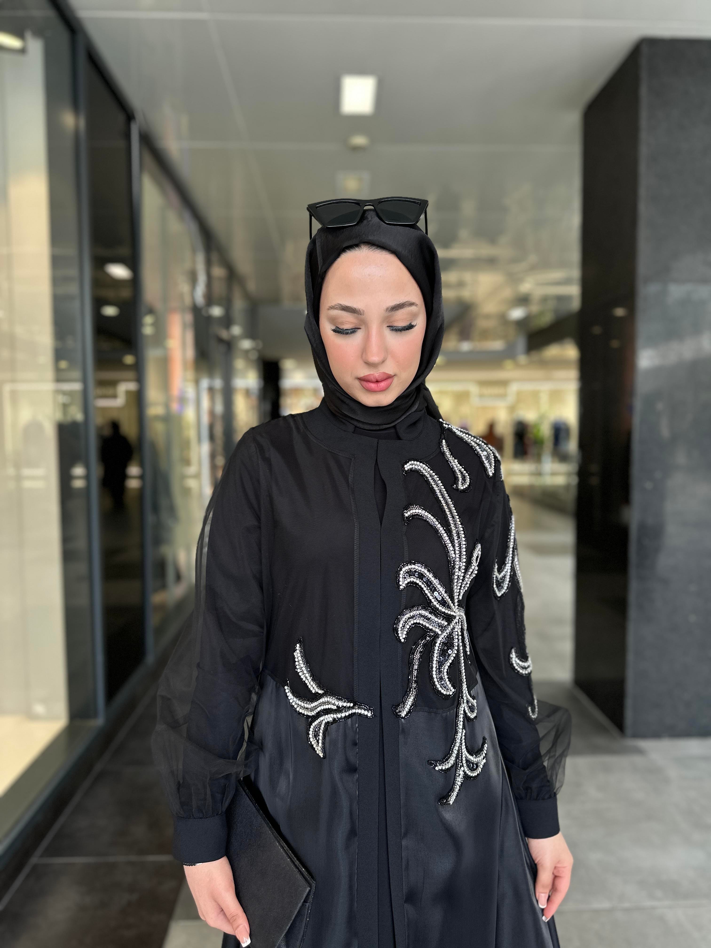 DİLA ABAYA TAKIM