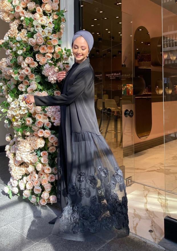 ETEĞİ GÜLLÜ ABAYA