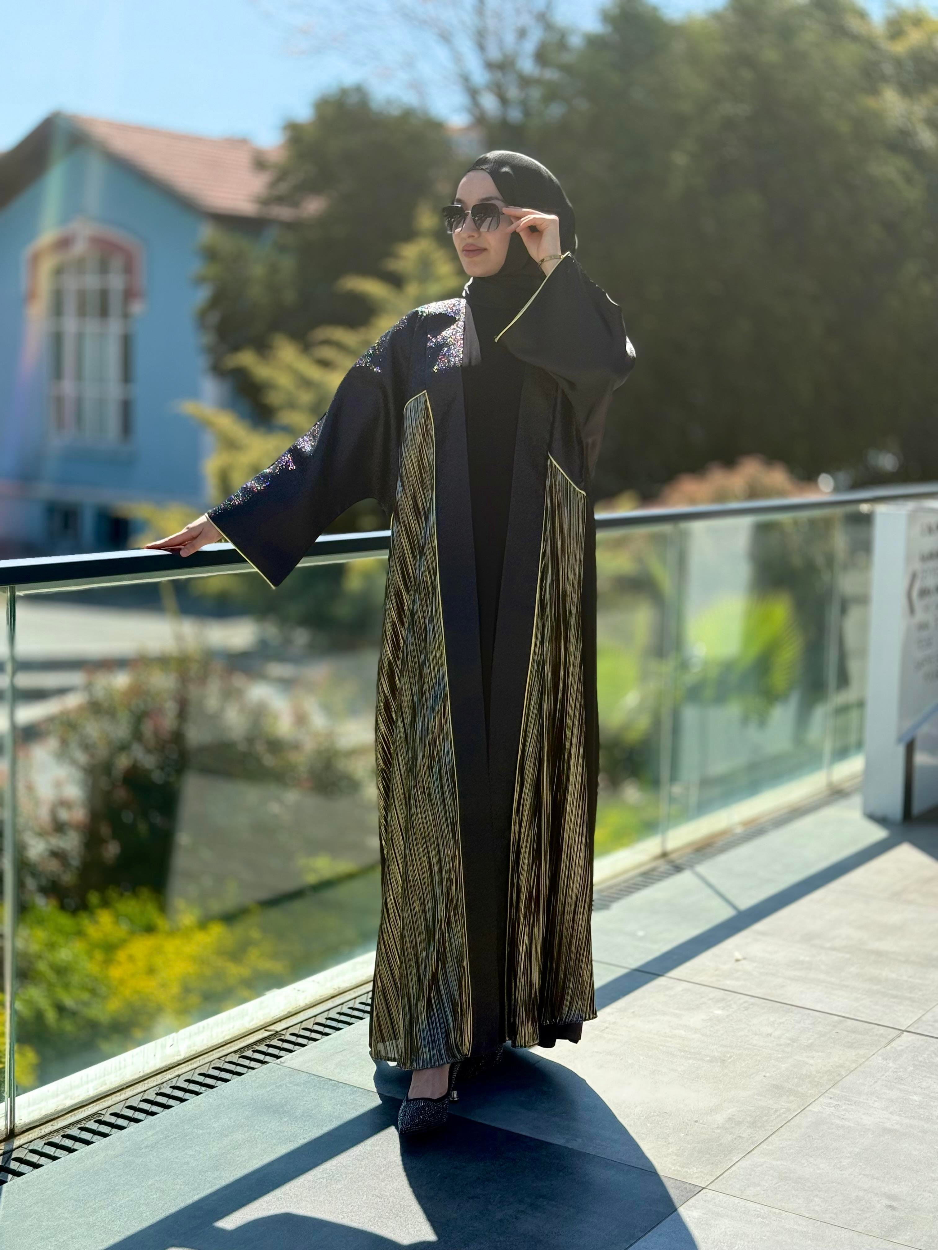 GOLD ABAYA