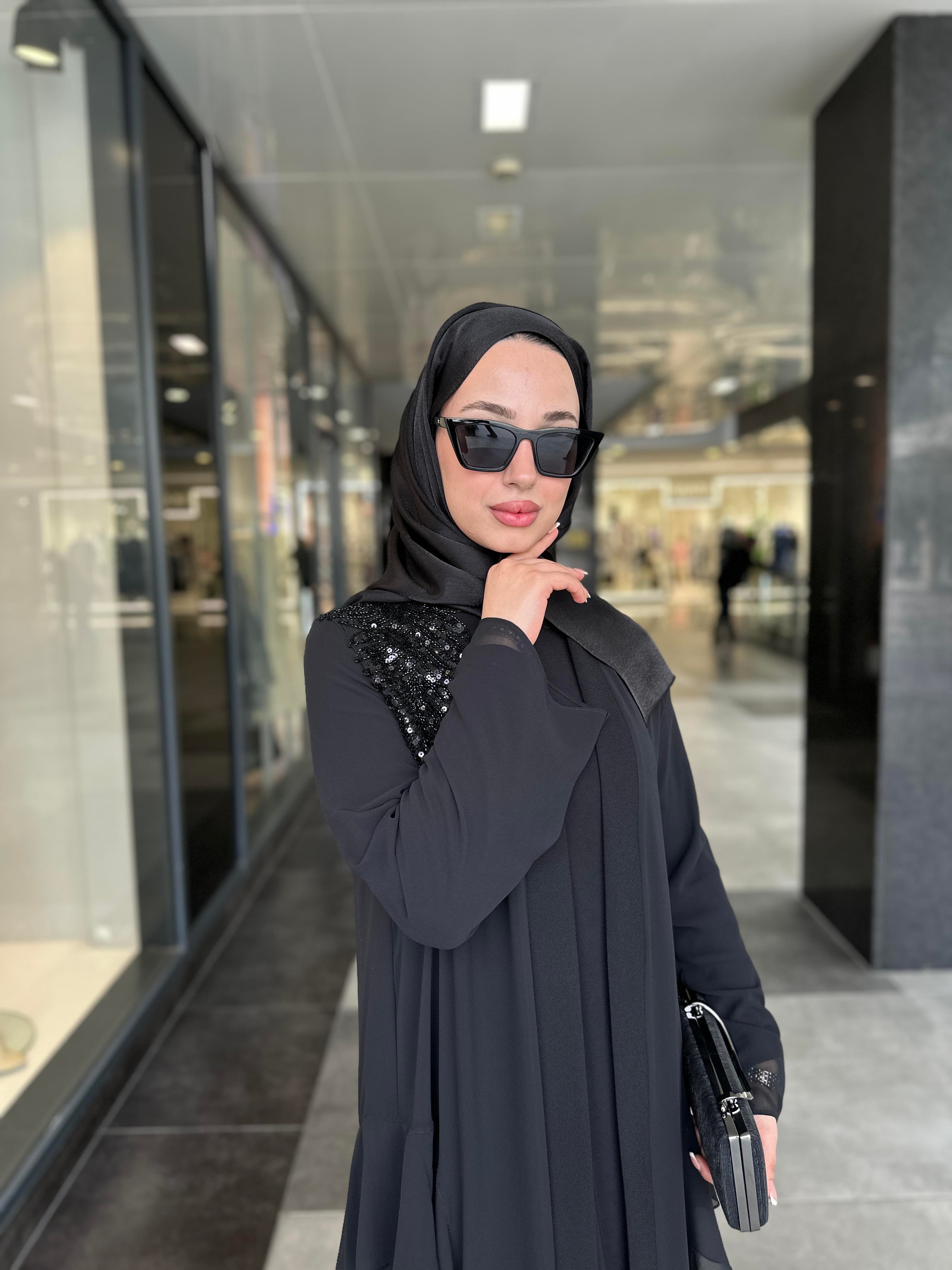 KAREN ABAYA TAKIM