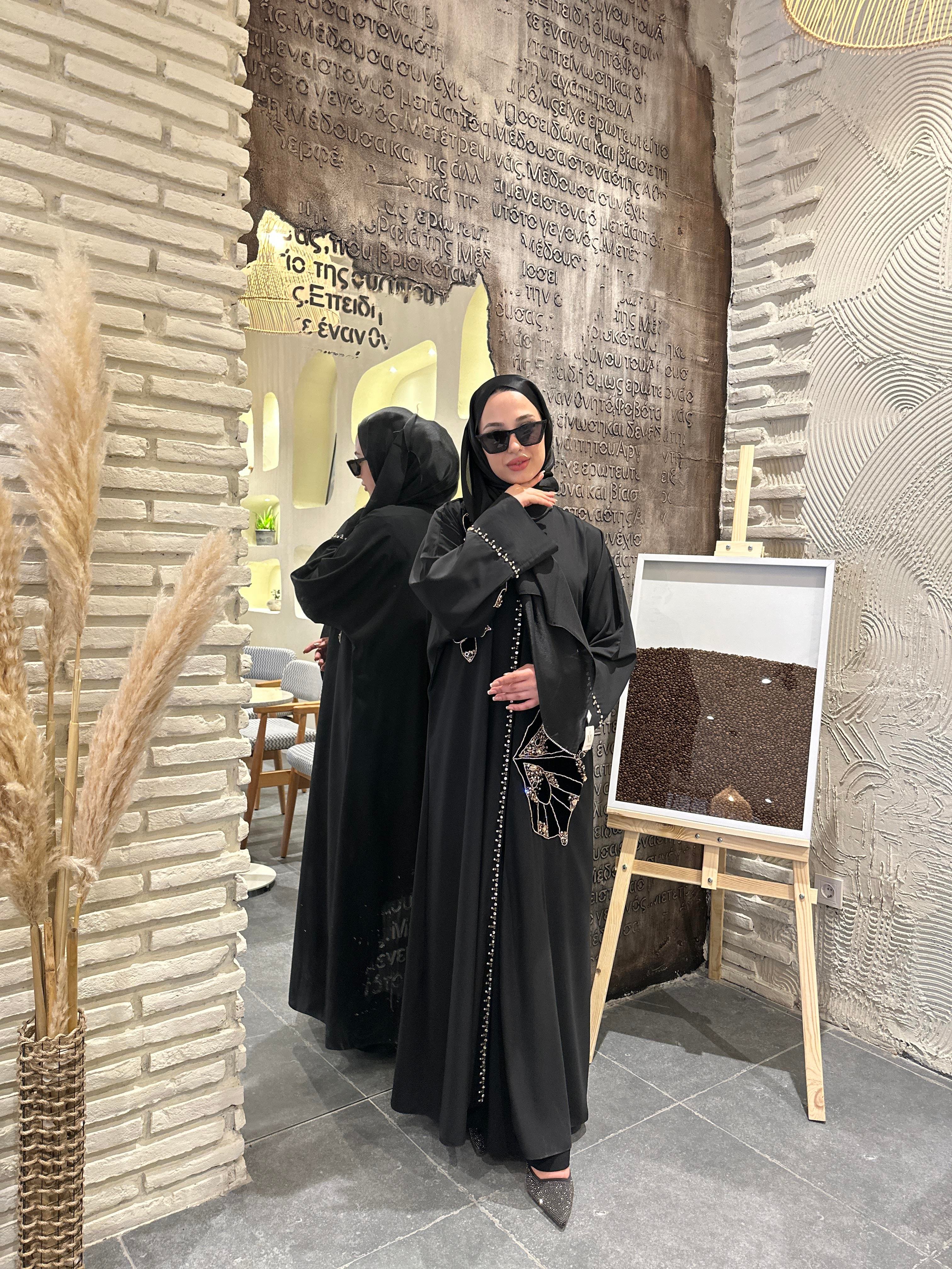 KELEBEK İŞLEMELİ İTHAL ABAYA