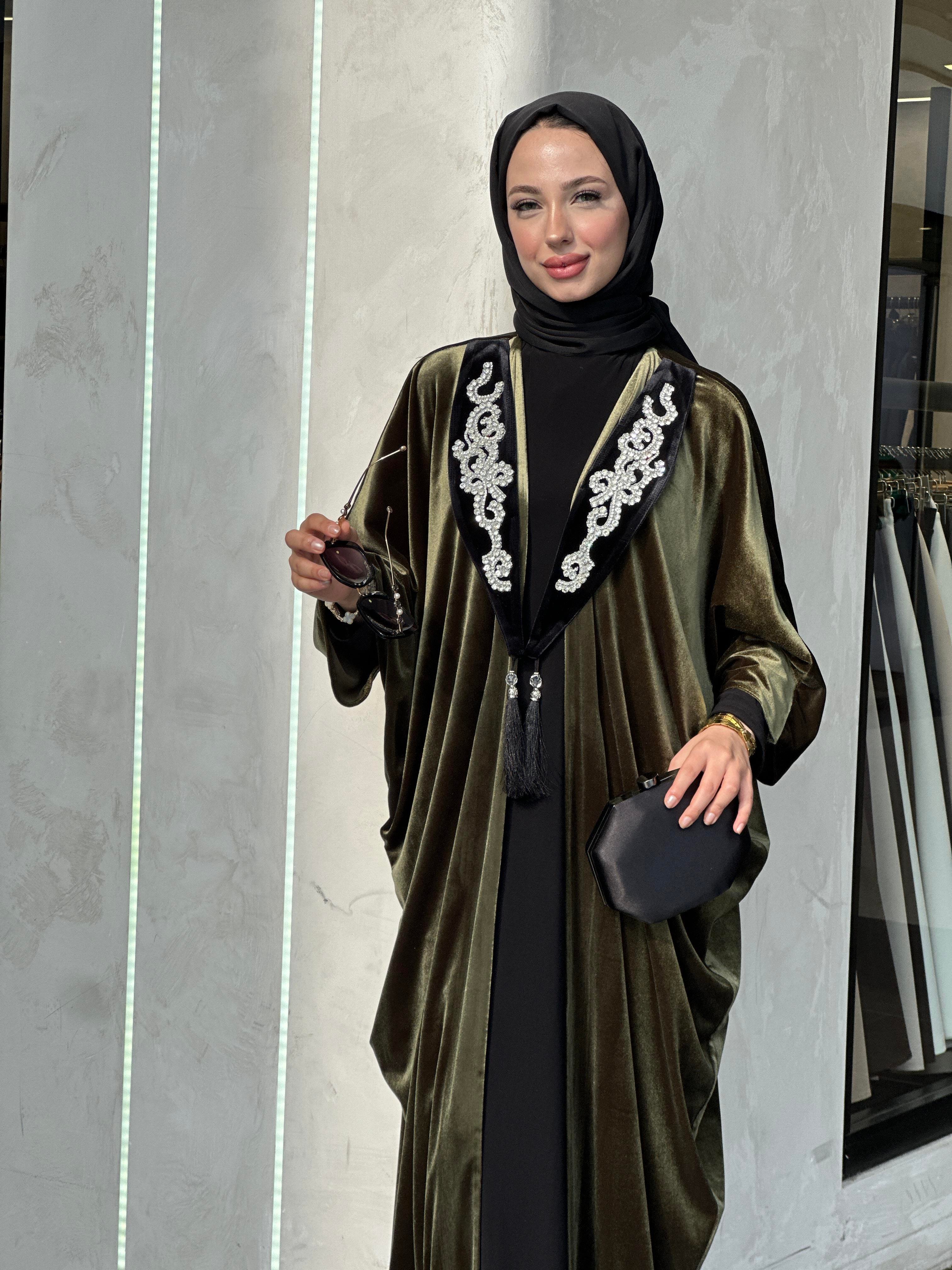 LORA YEŞİL KADİFE ABAYA