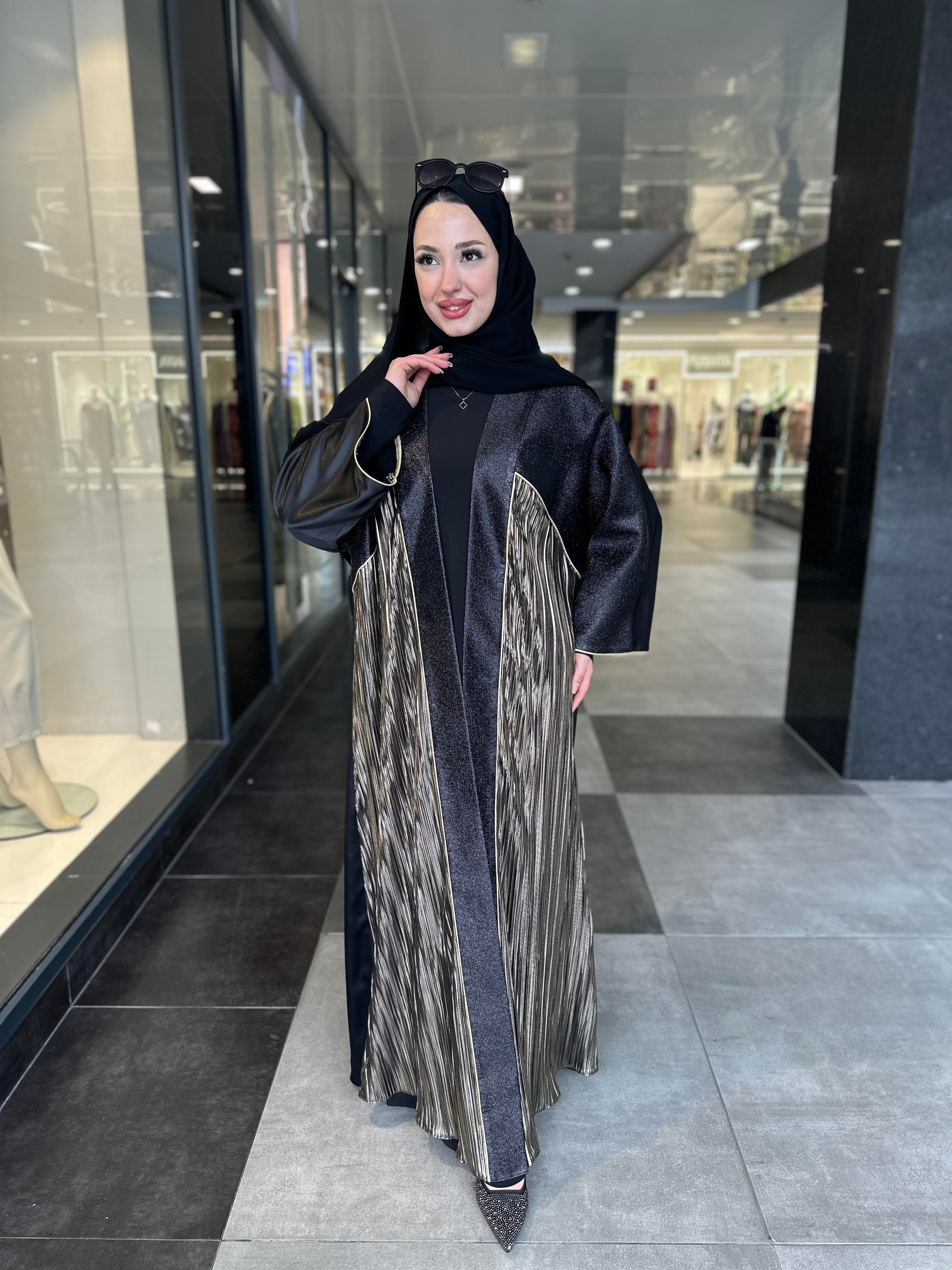 LOREN ABAYA