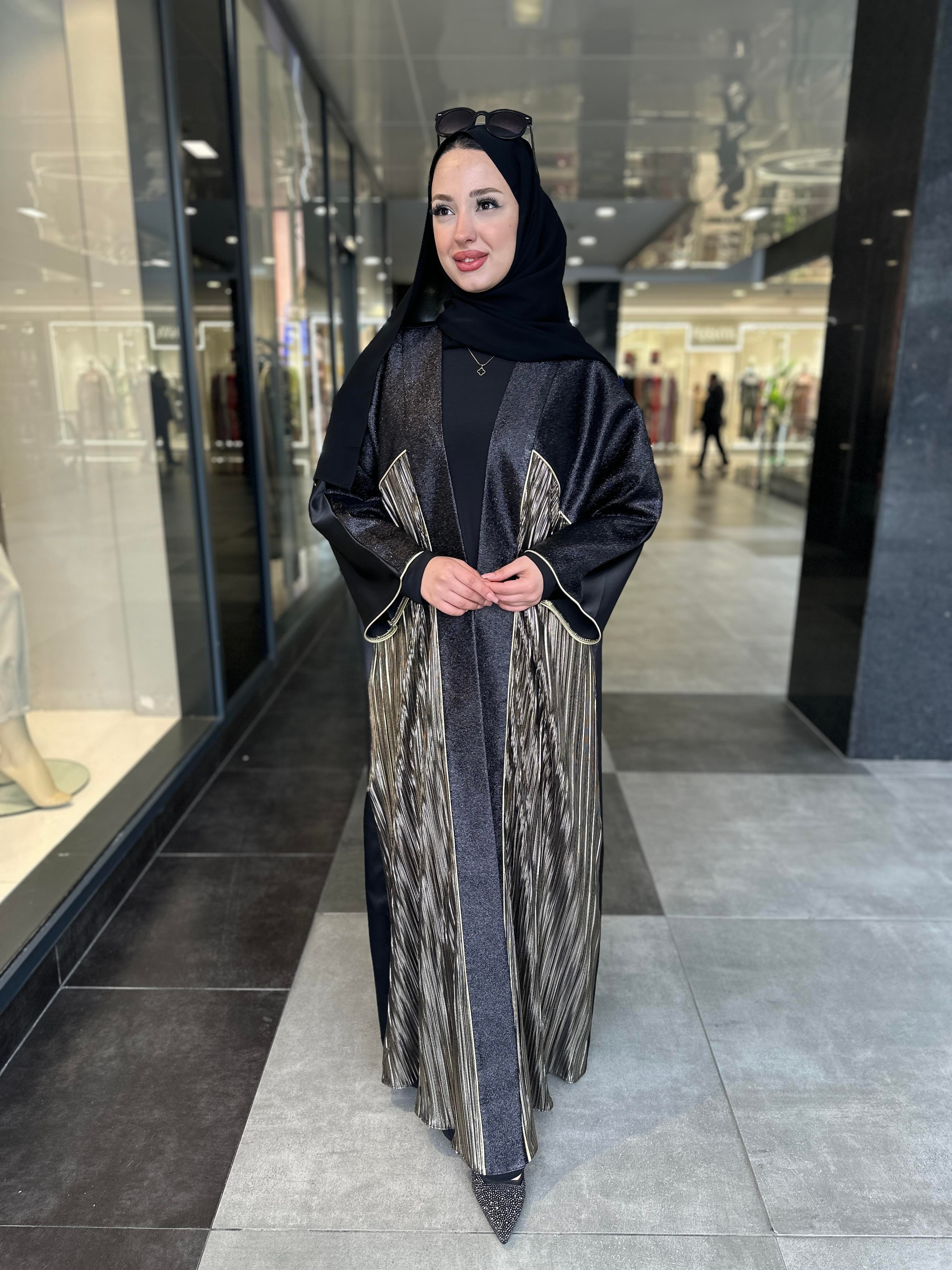 LOREN ABAYA