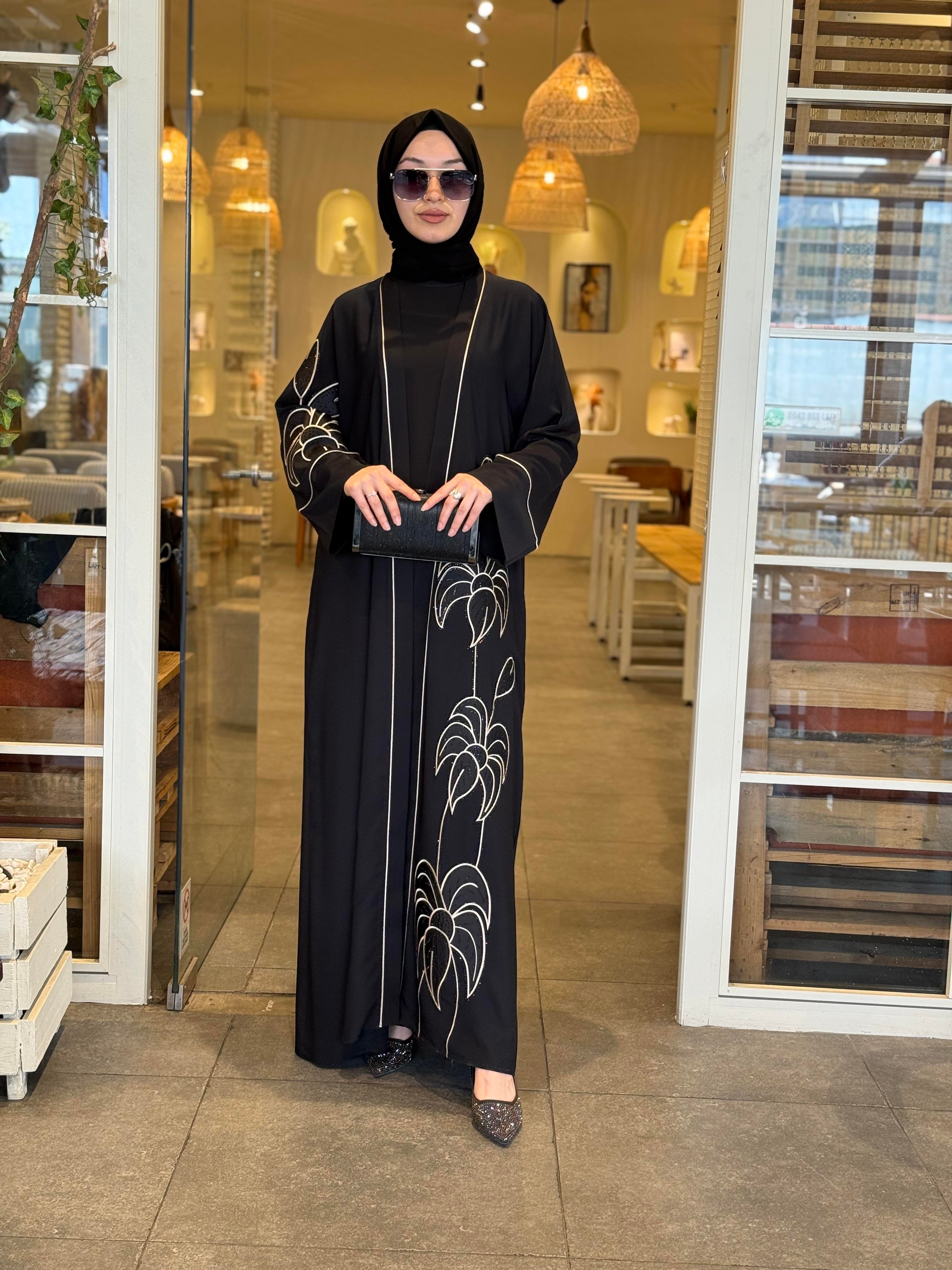 LOTUS ABAYA TAKIM