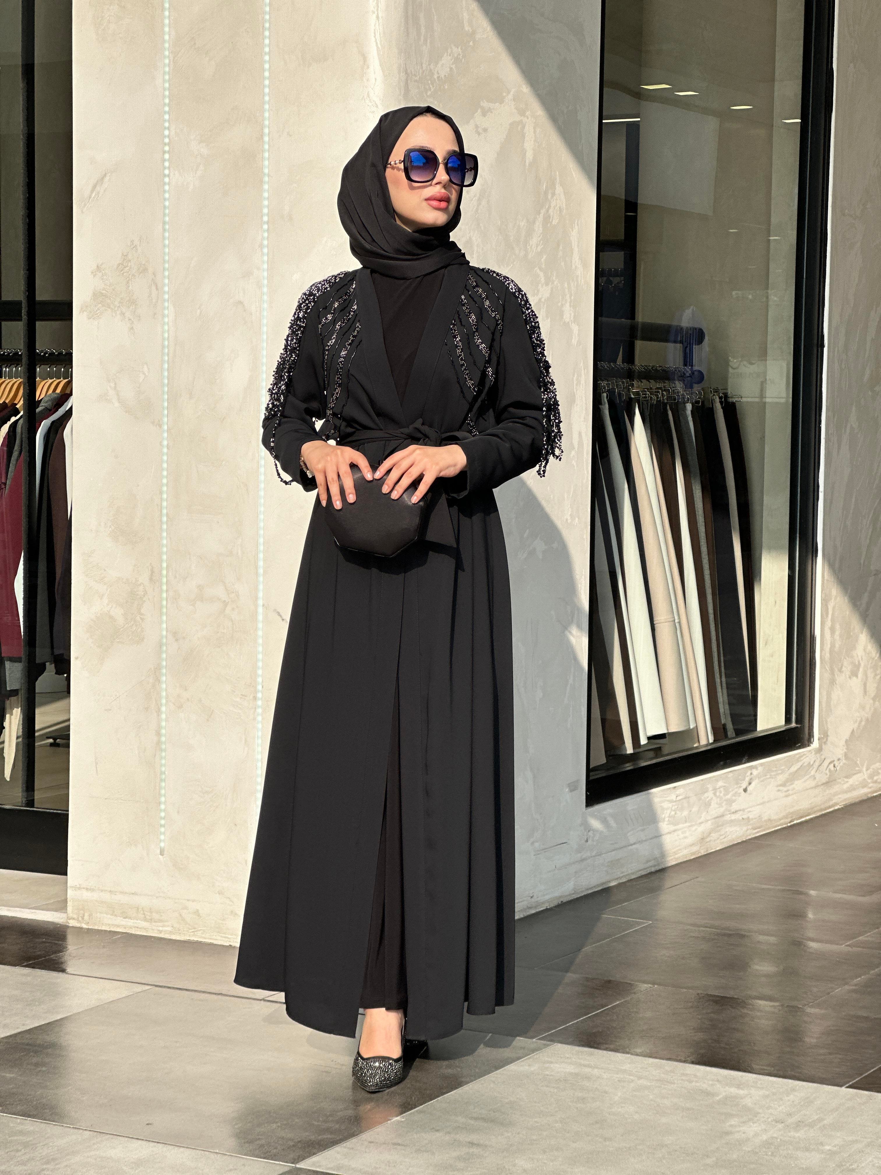LUNA ABAYA
