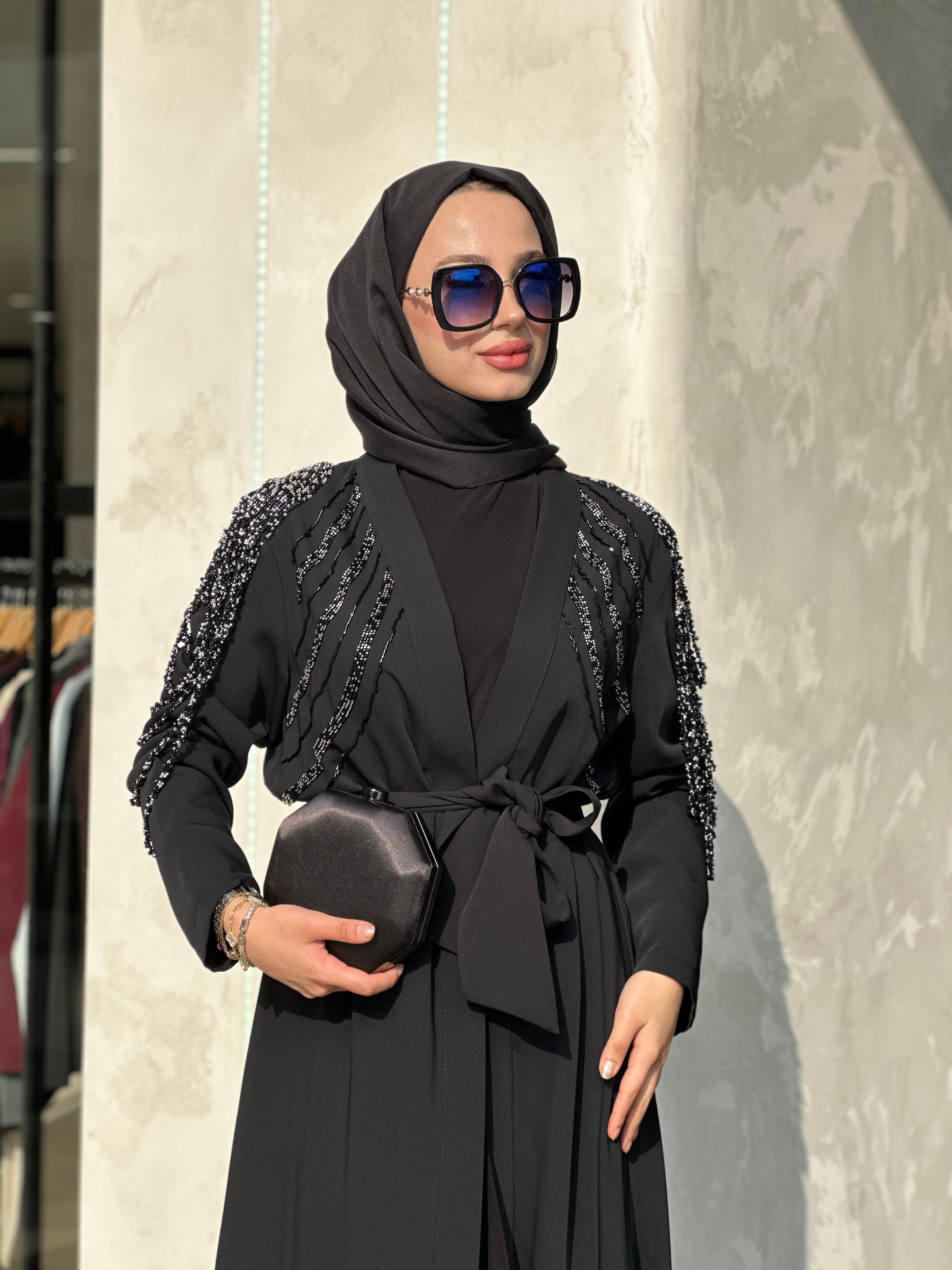 LUNA ABAYA