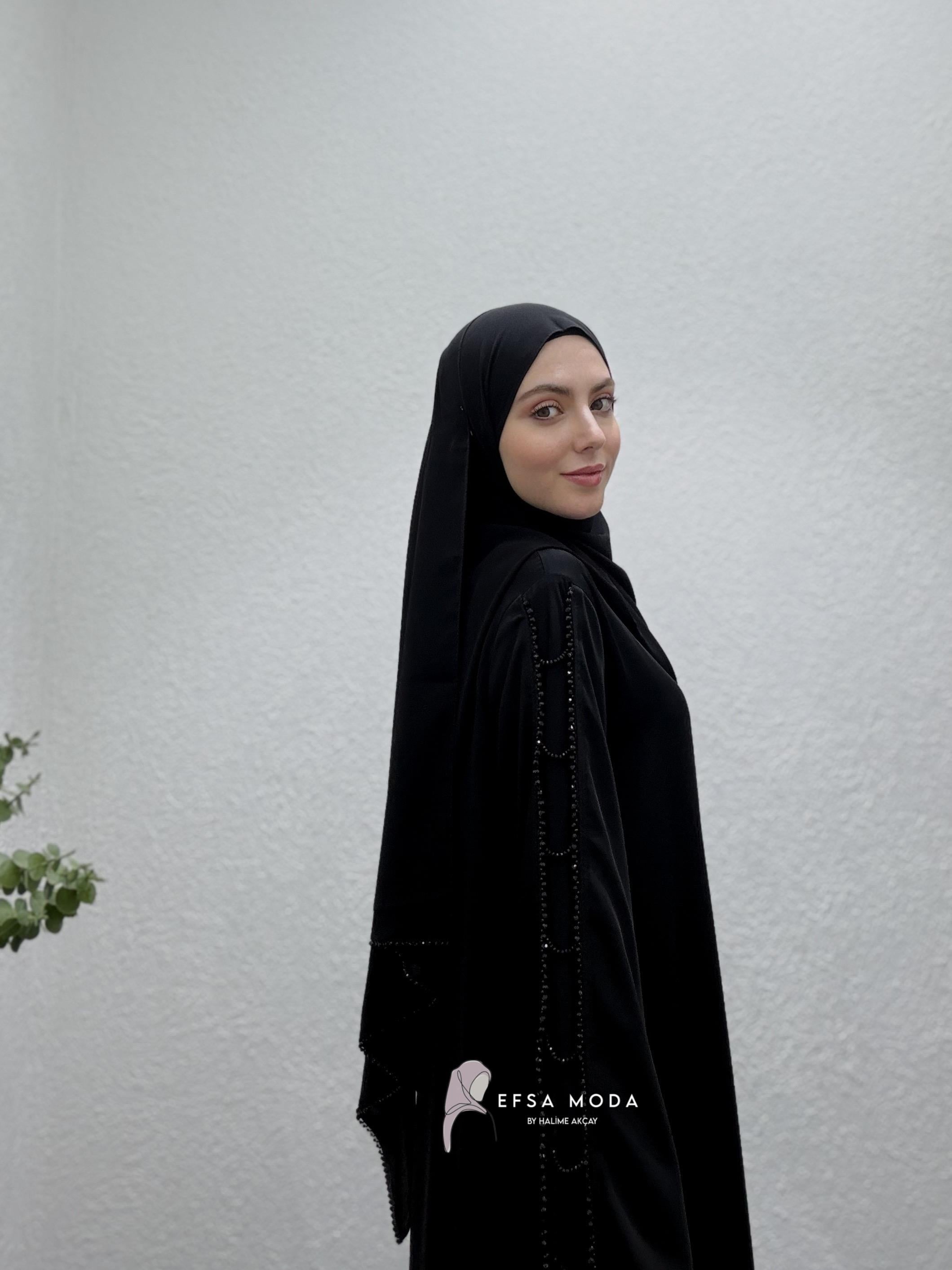 TAŞLI SİYAH FERACE