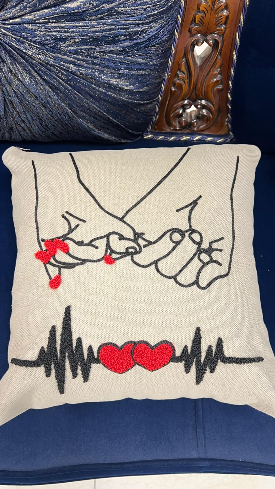 GoveformASK2026 Aşk Temalı Punch İşlemeli 2li Kırlent Kılıfı 43x43 cm | Aşk Temalı Dekoratif Yastık Kılıfı