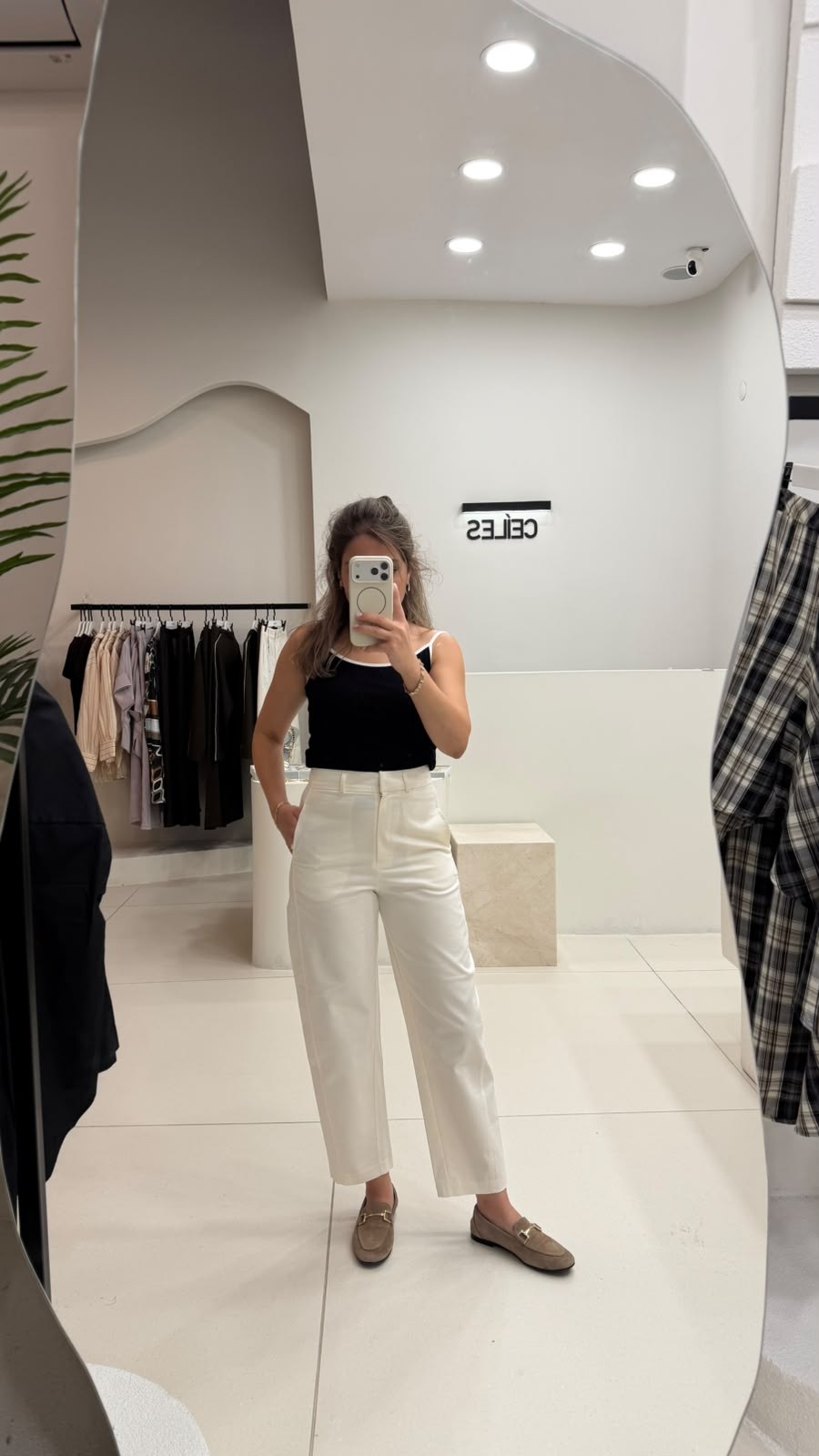Barel Kesim Ekru Renk Pantalon
