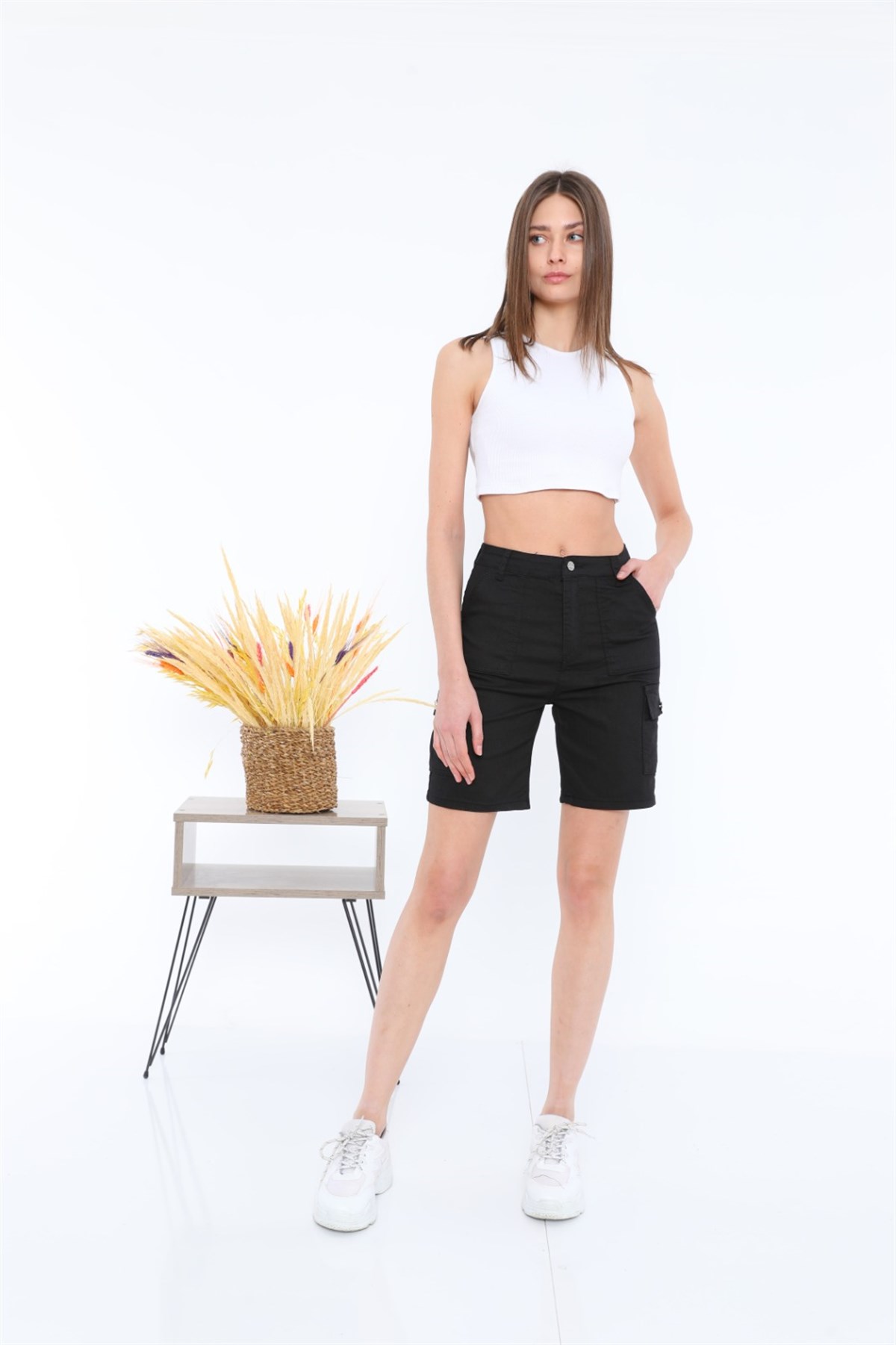 Bayan Yeni Model Şort 76555095
