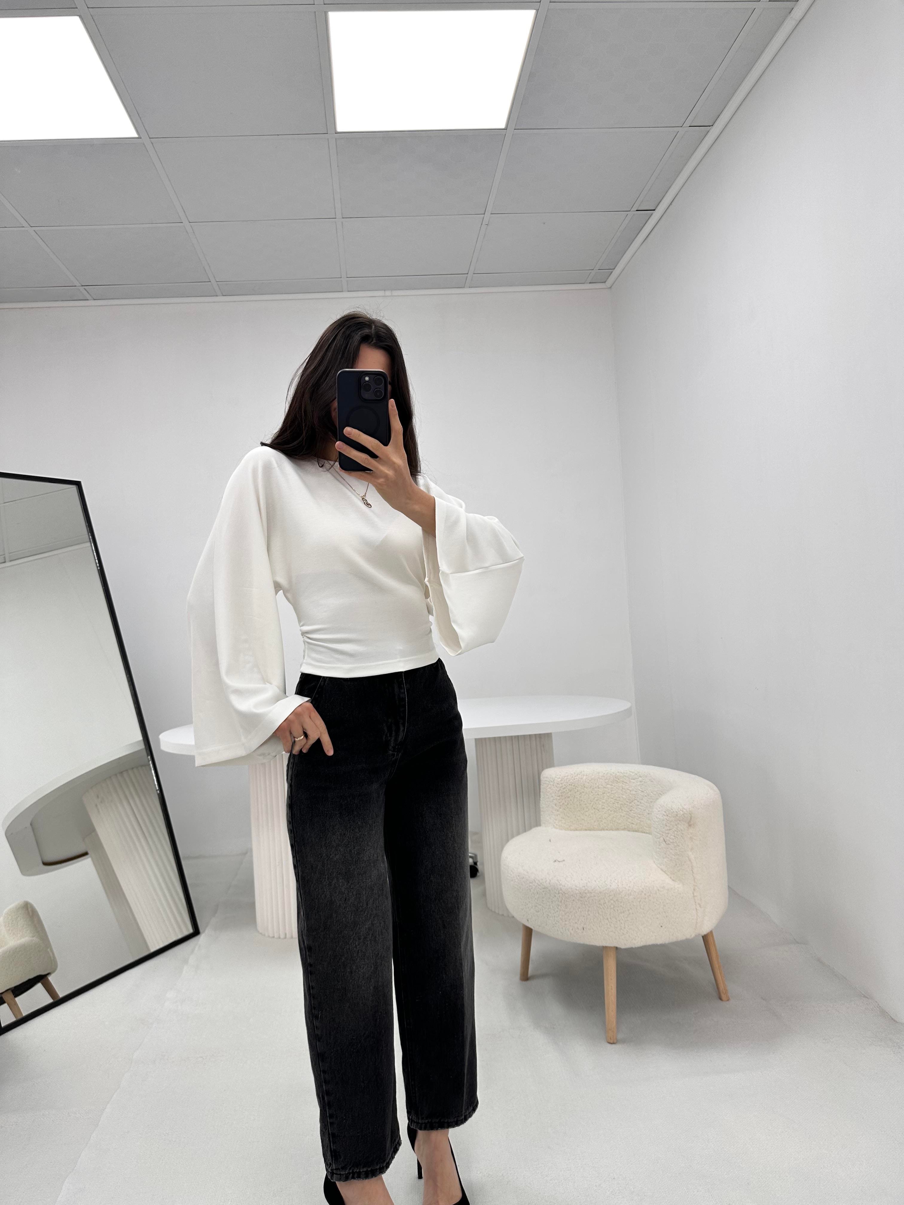 Belden Pens Detaylı Beyaz  Bluz 